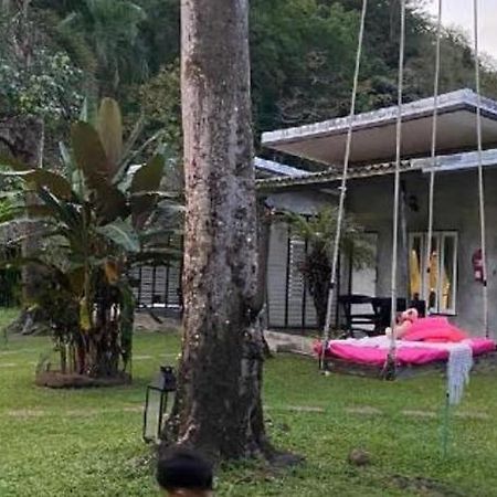 V Valley Resort Satun Extérieur photo