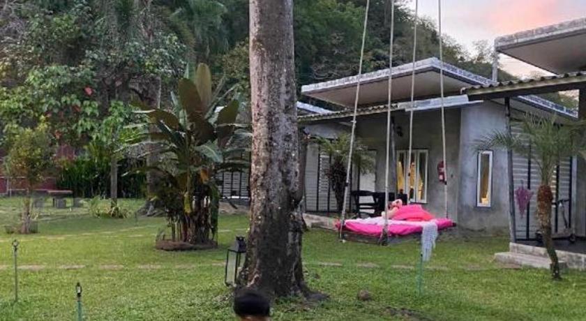 V Valley Resort Satun Extérieur photo