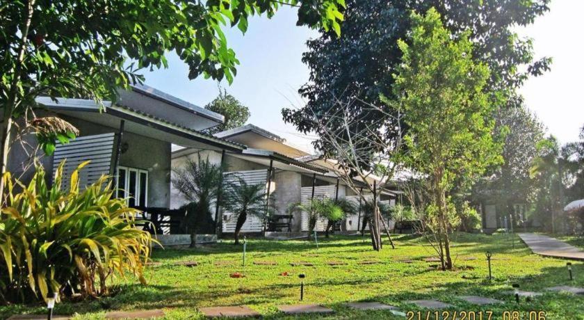 V Valley Resort Satun Extérieur photo