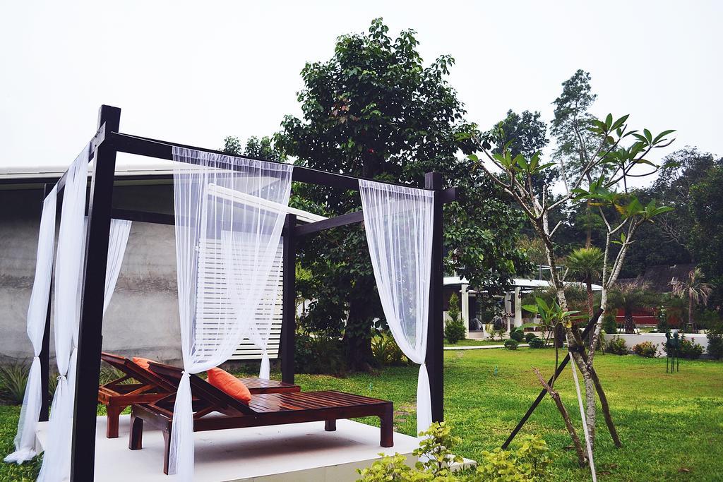 V Valley Resort Satun Extérieur photo